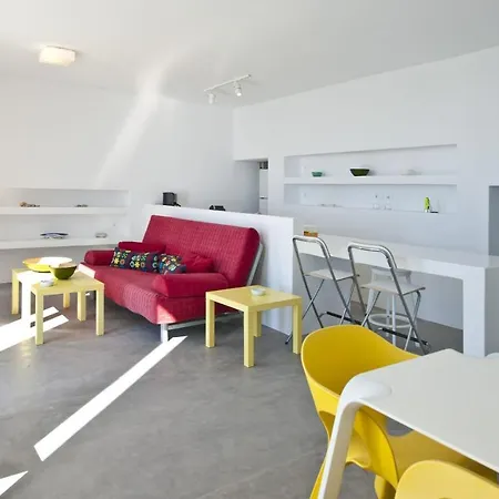 The Edge Luxurious Summer House Apartment